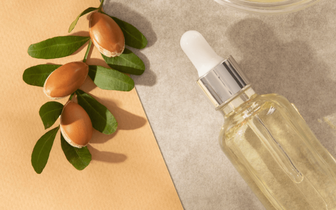 Năm bí quyết giúp bạn có lọn tóc xoăn bồng bềnh sau khi ngủ dậy ảnh 1