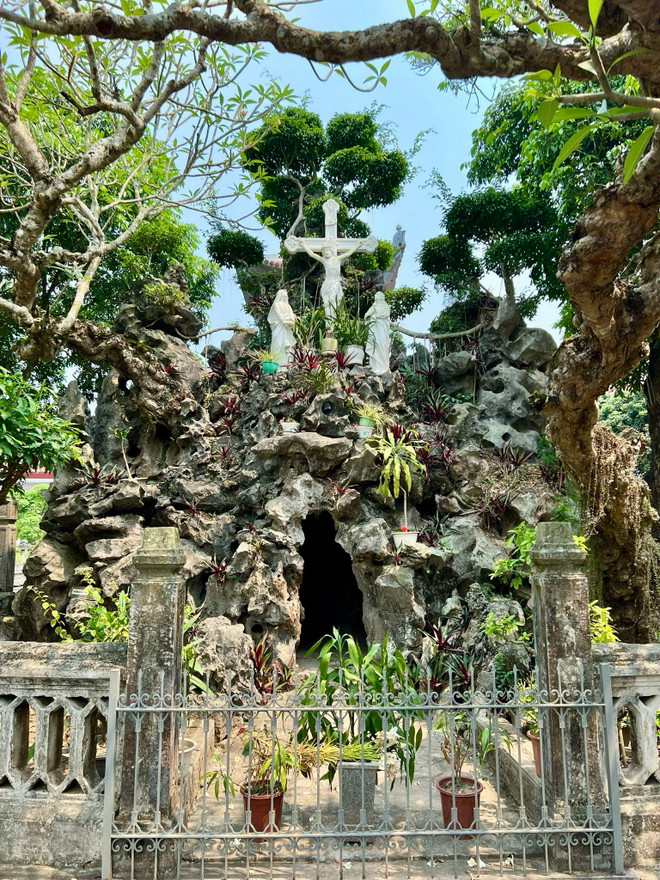 vnp-nha tho phat diem4.jpg