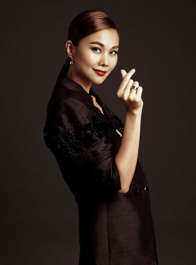 Những mỹ nhân chẳng thiết lấy chồng của showbiz Việt và châu Á ảnh 1