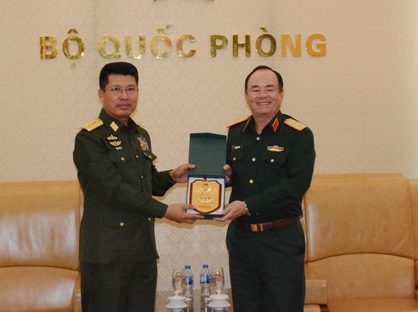 Mong hợp tác quốc phòng Myanmar-Việt Nam ngày càng đi vào chiều sâu ảnh 1