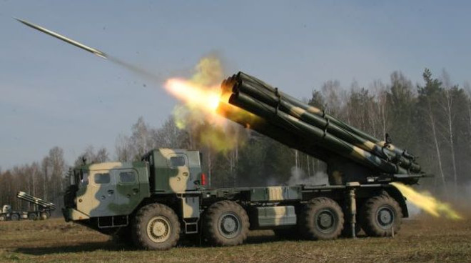 Nga: Quân khu miền Tây được trang bị nhiều pháo phản lực đa nòng ảnh 1