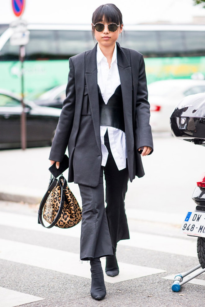 Ba chiếc áo sơmi thần thánh của mọi quý cô thời thượng ảnh 7