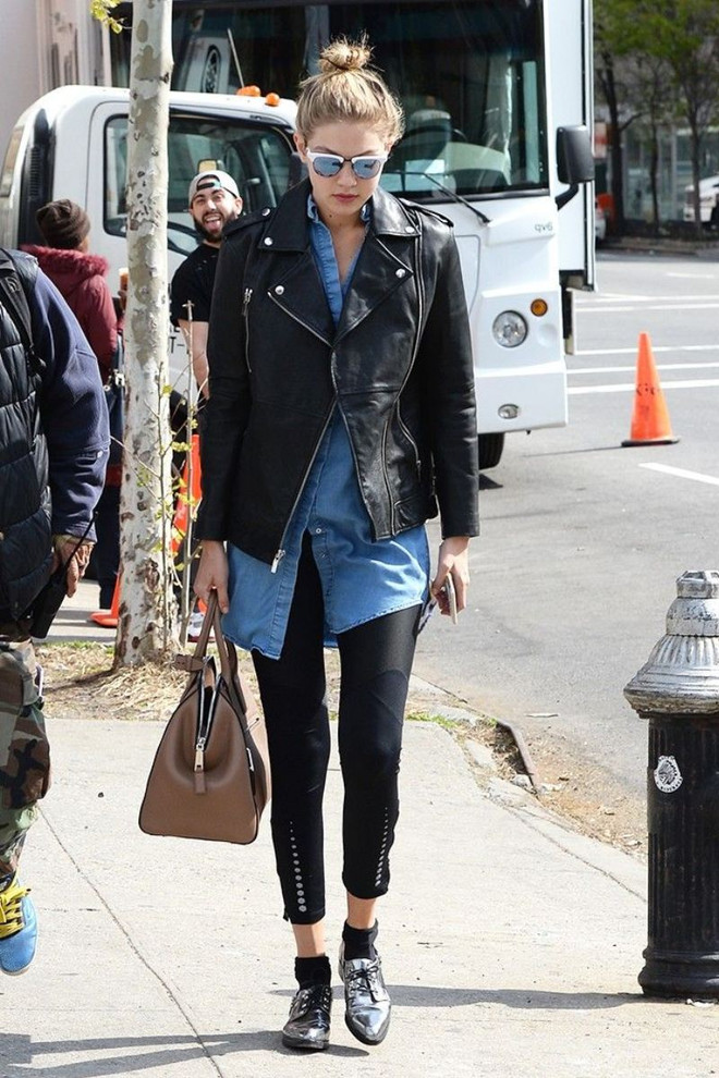 Ba chiếc áo sơmi thần thánh của mọi quý cô thời thượng ảnh 15