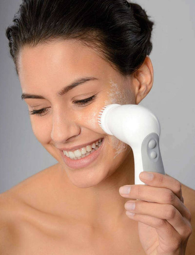 Tuyệt chiêu giảm dầu thừa, kiểm soát lỗ chân lông trong mùa Hè ảnh 1