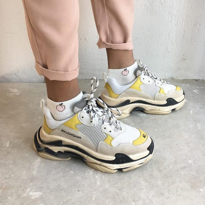 Những thiết kế thời trang hot nhất năm 2017 chưa hạ nhiệt ảnh 3