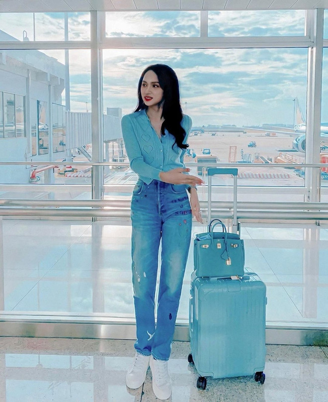 Street style giao mùa ngập sắc xanh của dàn mỹ nhân Việt ảnh 5