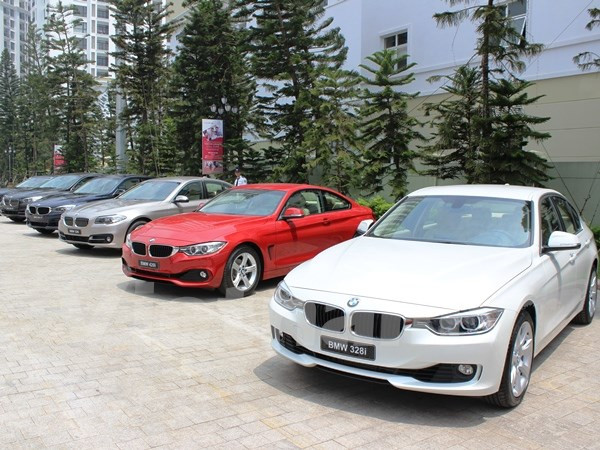 BMW vẫn là thương hiệu xe sang số một thế giới năm 2014 ảnh 1
