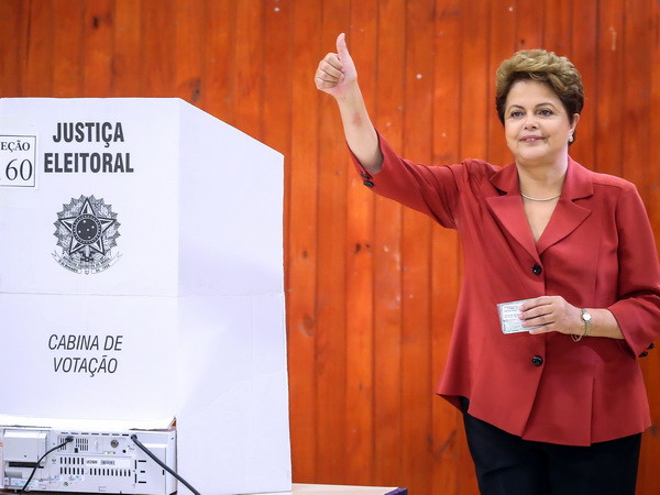 Chính quyền Brazil cam kết không can thiệp vào vụ điều tra Petrobras ảnh 1