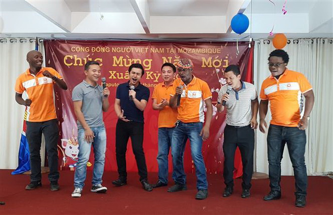Mang không khí Tết cổ truyền đến với người Việt tại Mozambique ảnh 2