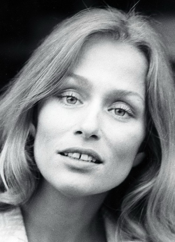 Nàng thơ hiện đại Lauren Hutton: Vẻ đẹp không tuổi ảnh 1