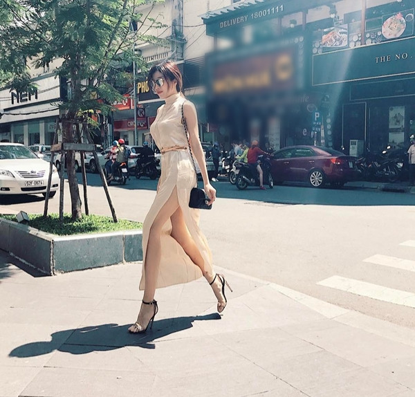 Dàn mỹ nhân Việt ghi điểm với street style ngoạn mục ảnh 11