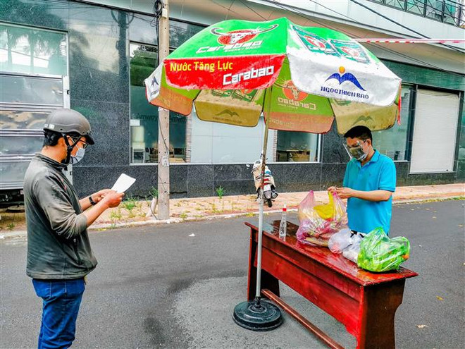 Cần Thơ: Bốn huyện áp dụng Chỉ thị 15 và năm quận theo Chỉ thị 16 ảnh 1