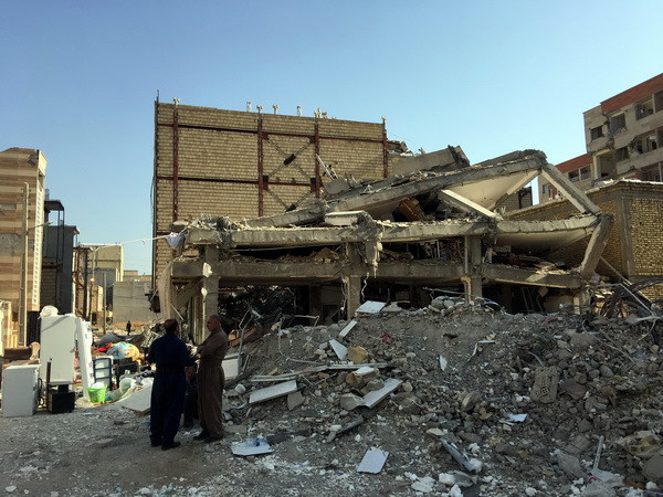 Iran: Động đất khiến hơn 40 người bị thương, hư hỏng nhiều nhà cửa ảnh 1