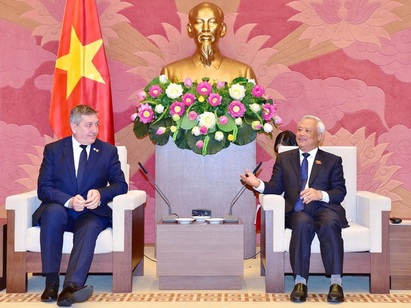 Việt Nam-Romania tăng quan hệ hữu nghị, hợp tác nhiều mặt lâu dài ảnh 1