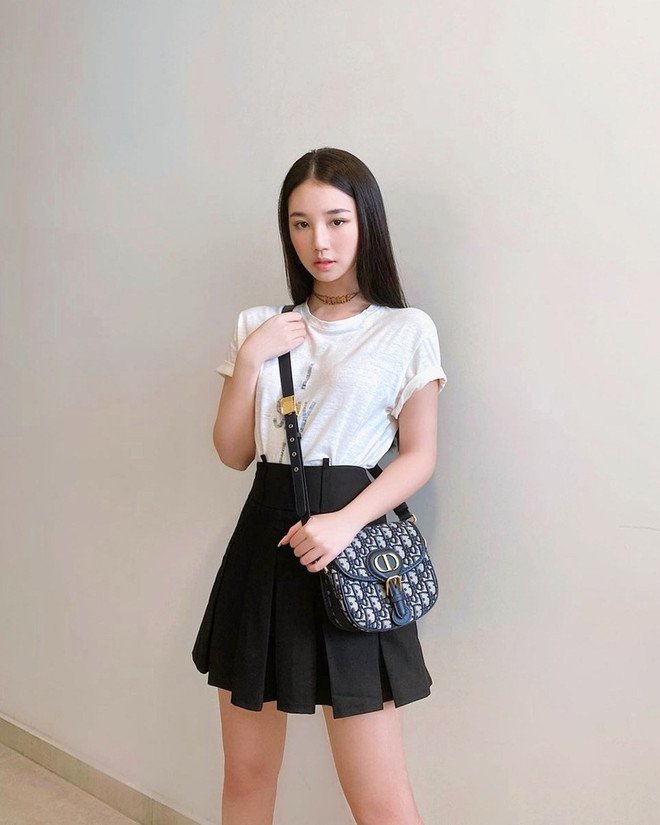 Ngắm street style của dàn mỹ nhân Việt những ngày se lạnh ảnh 14