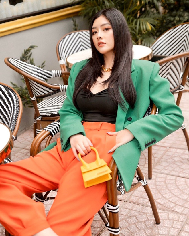 Ngắm street style của dàn mỹ nhân Việt những ngày se lạnh ảnh 10