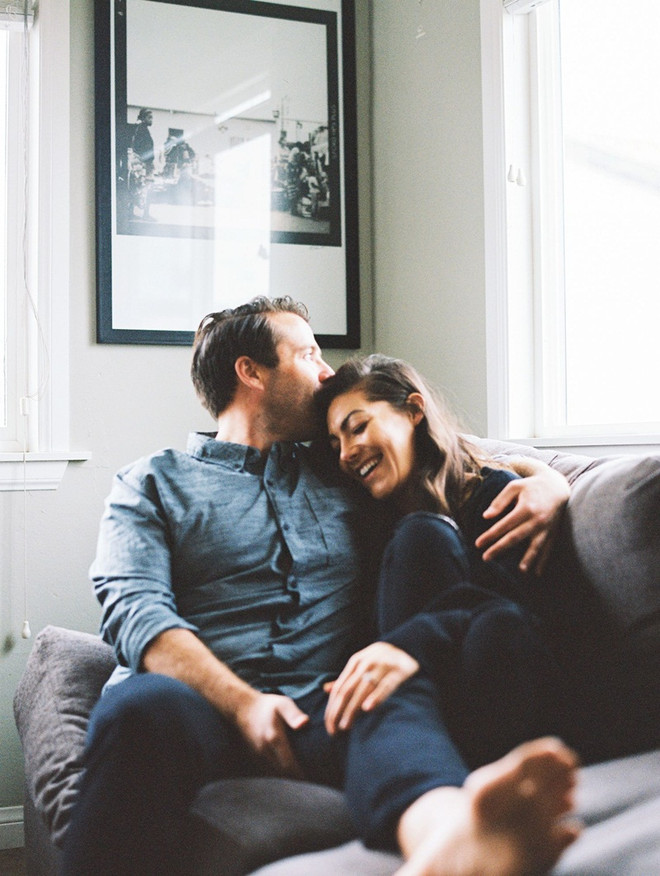 Những bí quyết giúp giữ lửa tình yêu giữa mùa dịch bệnh COVID-19 ảnh 2