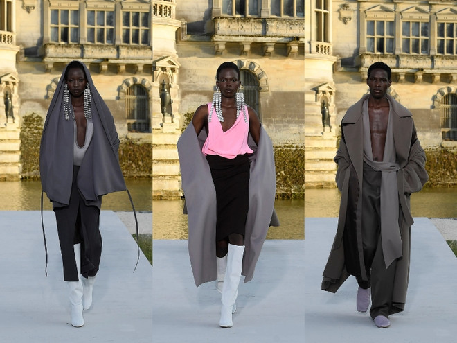 Valentino Thu Đông: Khi vẻ tráng lệ ẩn mình sau giao diện tối giản ảnh 6