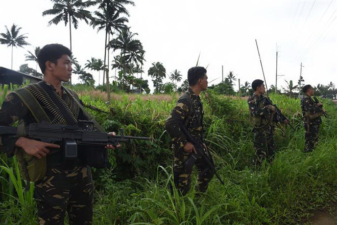 Philippines nhất trí khuyến cáo gia hạn thiết quân luật tại Mindanao ảnh 1