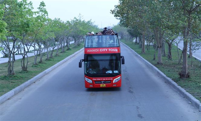 Thí điểm trải nghiệm du lịch xe buýt 2 tầng tham quan Ninh Bình ảnh 1