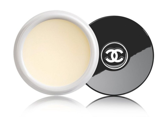 Những cây son dưỡng ''đắt xắt ra miếng'' của thương hiệu nổi tiếng ảnh 5