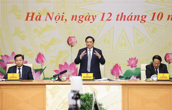 Thủ tướng: Khẩn trương, tập trung hỗ trợ thúc đẩy sản xuất kinh doanh ảnh 2