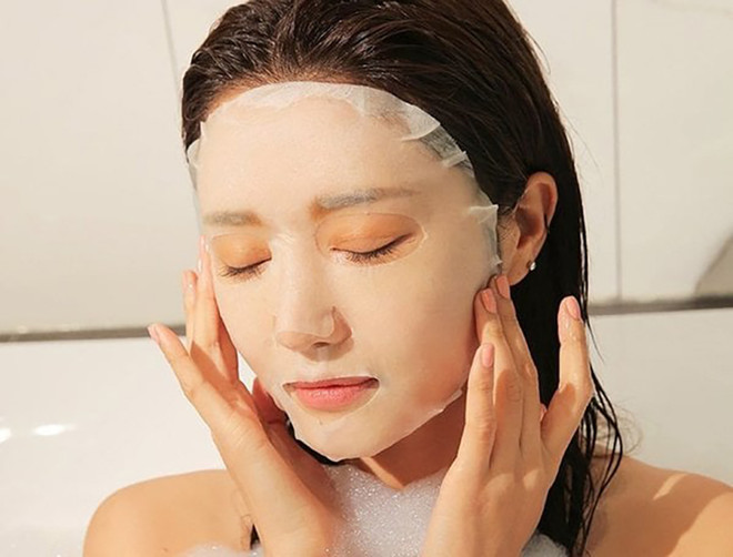 Học lỏm cách cấp ẩm cho làn da căng mọng của phái đẹp Hàn Quốc ảnh 3
