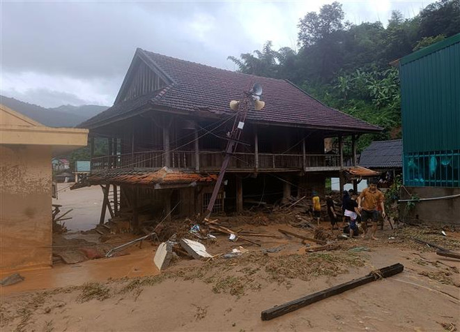 Miền Trung và Tây Nguyên tiếp tục mưa, cảnh báo nguy cơ lũ quét ảnh 1