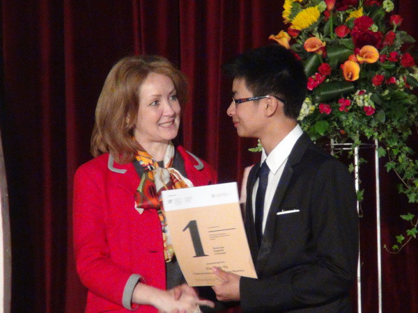 Năm học sinh Việt Nam dự Olympic tiếng Nga đều đạt giải ảnh 1