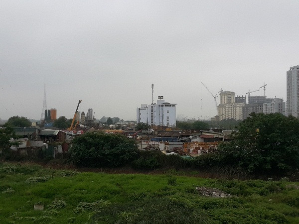 Trạm trộn bê tông không phép mọc giữa khu thể thao Mỹ Đình ảnh 1