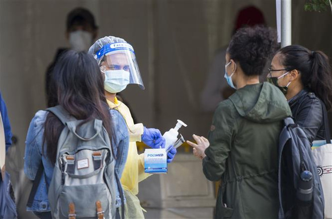 “Phao cứu sinh” cho ngành giáo dục Canada trong đại dịch COVID-19 ảnh 2