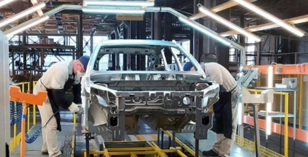 Doanh nhân Áo gửi Tổng thống Putin đề xuất cứu công nghiệp ôtô Nga ảnh 1