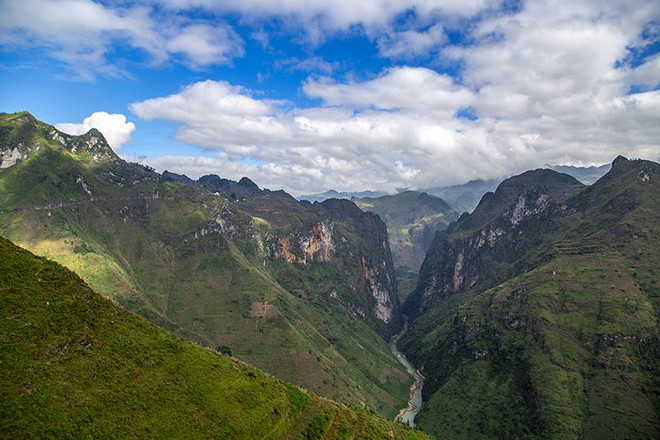 Tu Sản - Hẻm vực kỳ vĩ nhất Đông Nam Á với đàn khỉ mốc đặc biệt ảnh 6
