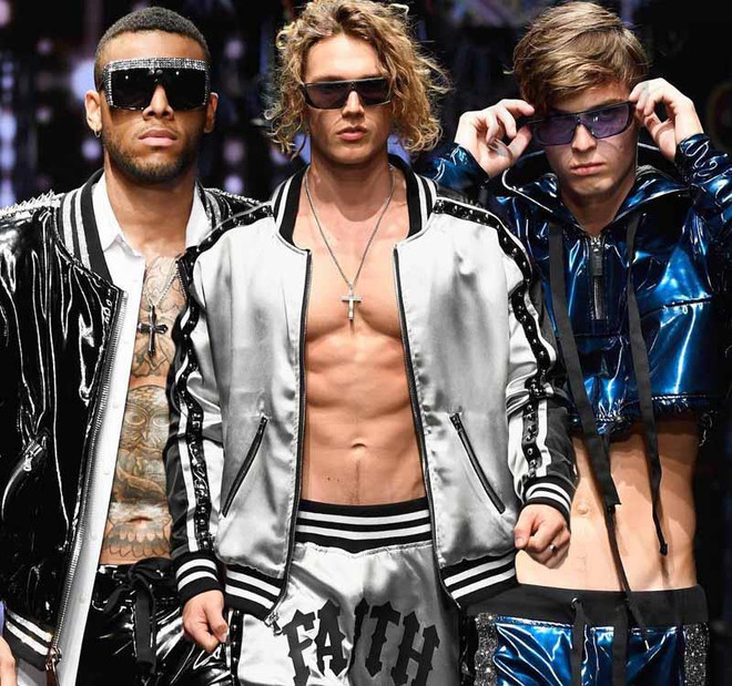 NTK gốc Việt và loạt trang phục không đụng hàng cho dàn sao quốc tế ảnh 8