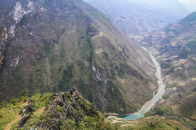 Tu Sản - Hẻm vực kỳ vĩ nhất Đông Nam Á với đàn khỉ mốc đặc biệt ảnh 9