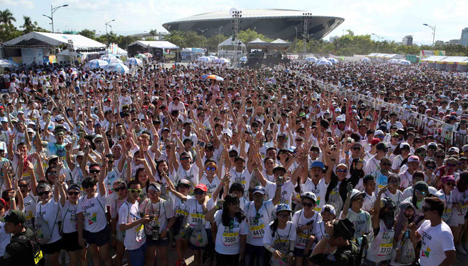 Nhiều trải nghiệm mới lạ với chương trình "Đường chạy sắc màu" ảnh 1