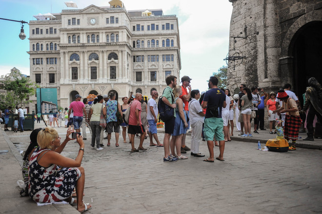 Mỹ xem xét bỏ phiếu trắng với nghị quyết lên án cấm vận Cuba ảnh 1