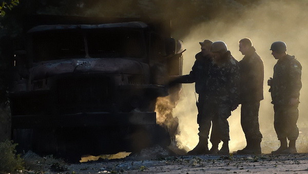 Nga kêu gọi sớm đàm phán về quy chế cho Đông Nam Ukraine ảnh 1