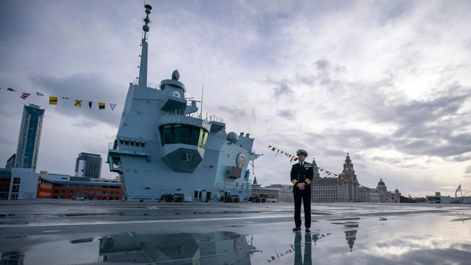 Tàu HMS Prince of Wales của Anh. (Nguồn: Getty Images) NATO cử hàng không mẫu hạm tới gần bờ biển Nga chuẩn bị tập trận ảnh 1