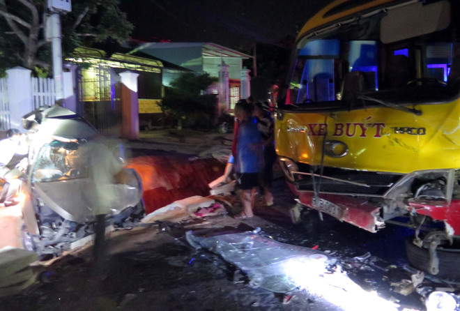 Kon Tum: Tai nạn giao thông liên hoàn, 8 người chết và bị thương ảnh 1