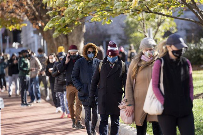 Mỹ có số ca nhiễm COVID-19 cao kỷ lục, số ca mới tại Hàn Quốc giảm ảnh 1