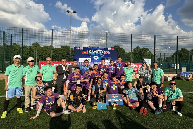 ttxvn-nguoi viet tai anh.jpg