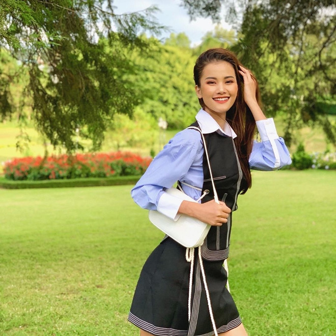 Lên đồ du lịch tại gia vừa sang vừa đẹp như dàn mỹ nhân Việt ảnh 17