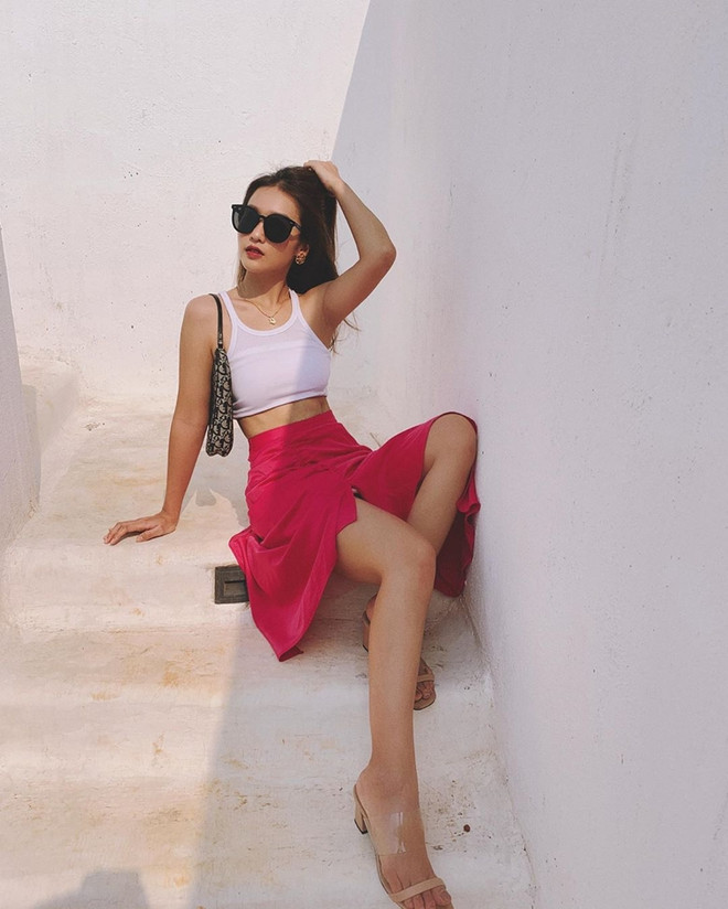 Lên đồ du lịch tại gia vừa sang vừa đẹp như dàn mỹ nhân Việt ảnh 2