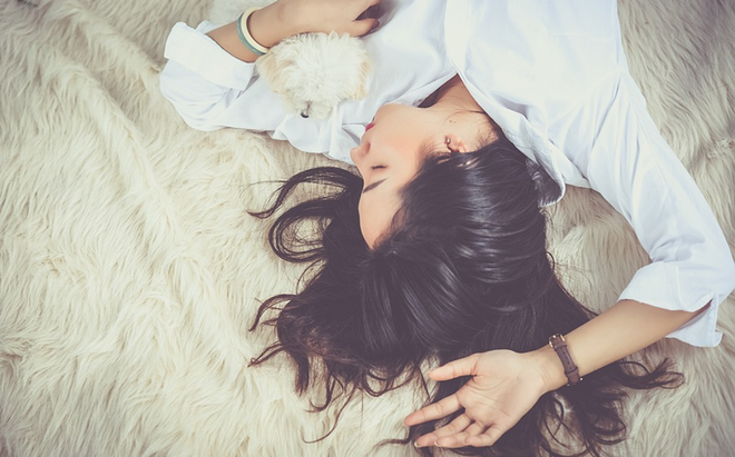 Vì sao phụ nữ có nhiều nếp nhăn và nhanh già hơn đàn ông? ảnh 3