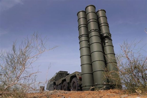 Hệ thống phòng thủ tên lửa S-400 của Nga. (Ảnh: EPA-EFE/TTXVN) Thổ Nhĩ Kỳ không có kế hoạch chuyển hệ thống S-400 cho Ukraine ảnh 1