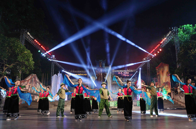 Âm vang khúc tráng ca ''Hà Nội - Niềm tin và hy vọng'' ảnh 2