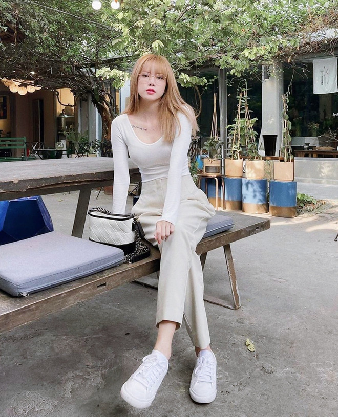 Tan chảy với street style "kẹo ngọt," ngập màu pastel của sao Việt ảnh 11