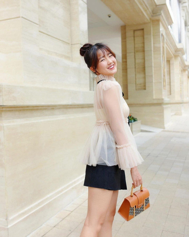 Tan chảy với street style "kẹo ngọt," ngập màu pastel của sao Việt ảnh 25