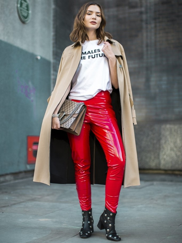 Street style: “50 sắc thái” áo khoác và cuộc chơi của gam màu nóng ảnh 1